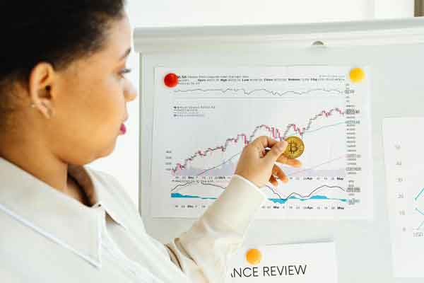 Unlisted Shares vs. Listed Shares: Key Differences and Why You Should Consider Them